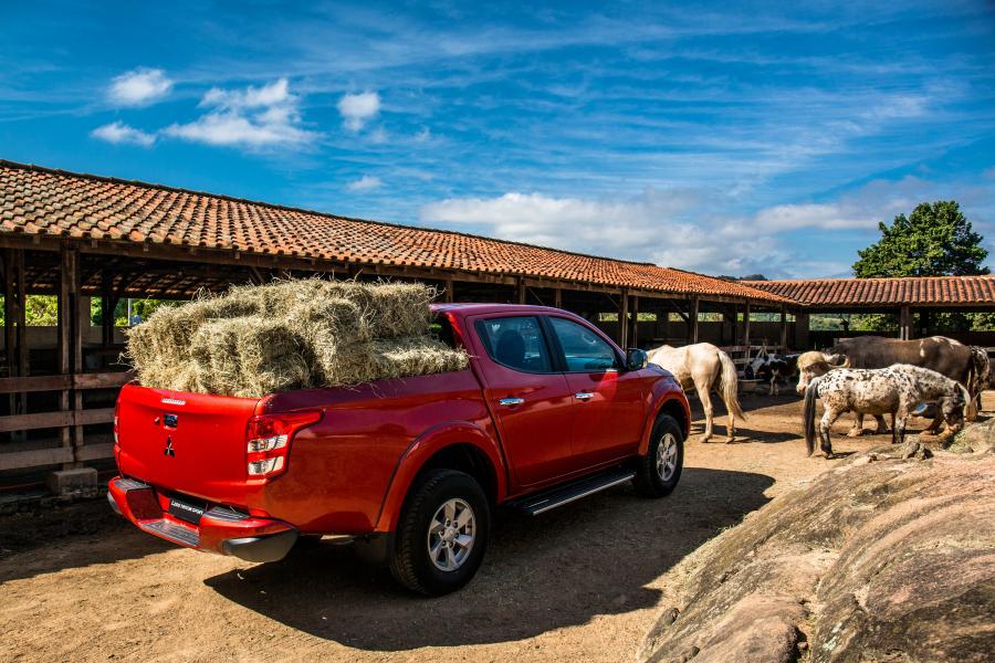  Mitsubishi L200 Triton Sport 2016 года  (LA) (фото 14 из 30)